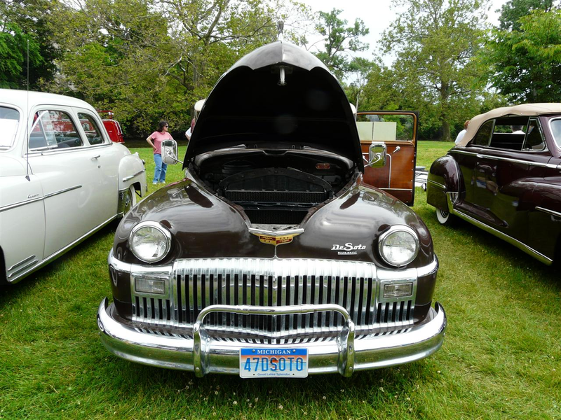 Illustration for article titled 1947 DeSoto Custom Suburban Makes Minivans Seem Really Crappy